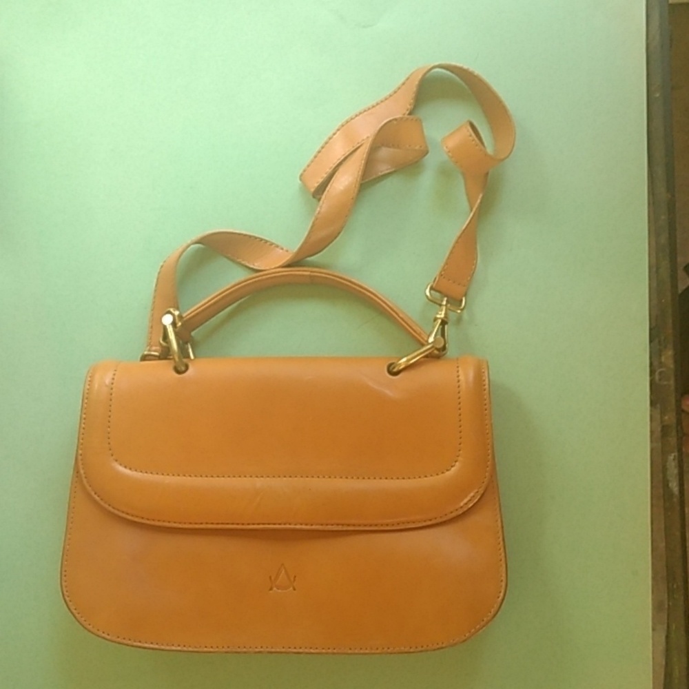 DESMO Italian Leather Purse w/ strap